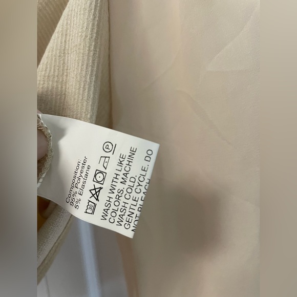 SHEIN Beige Drawstring Crop Top - Picture 6 of 6